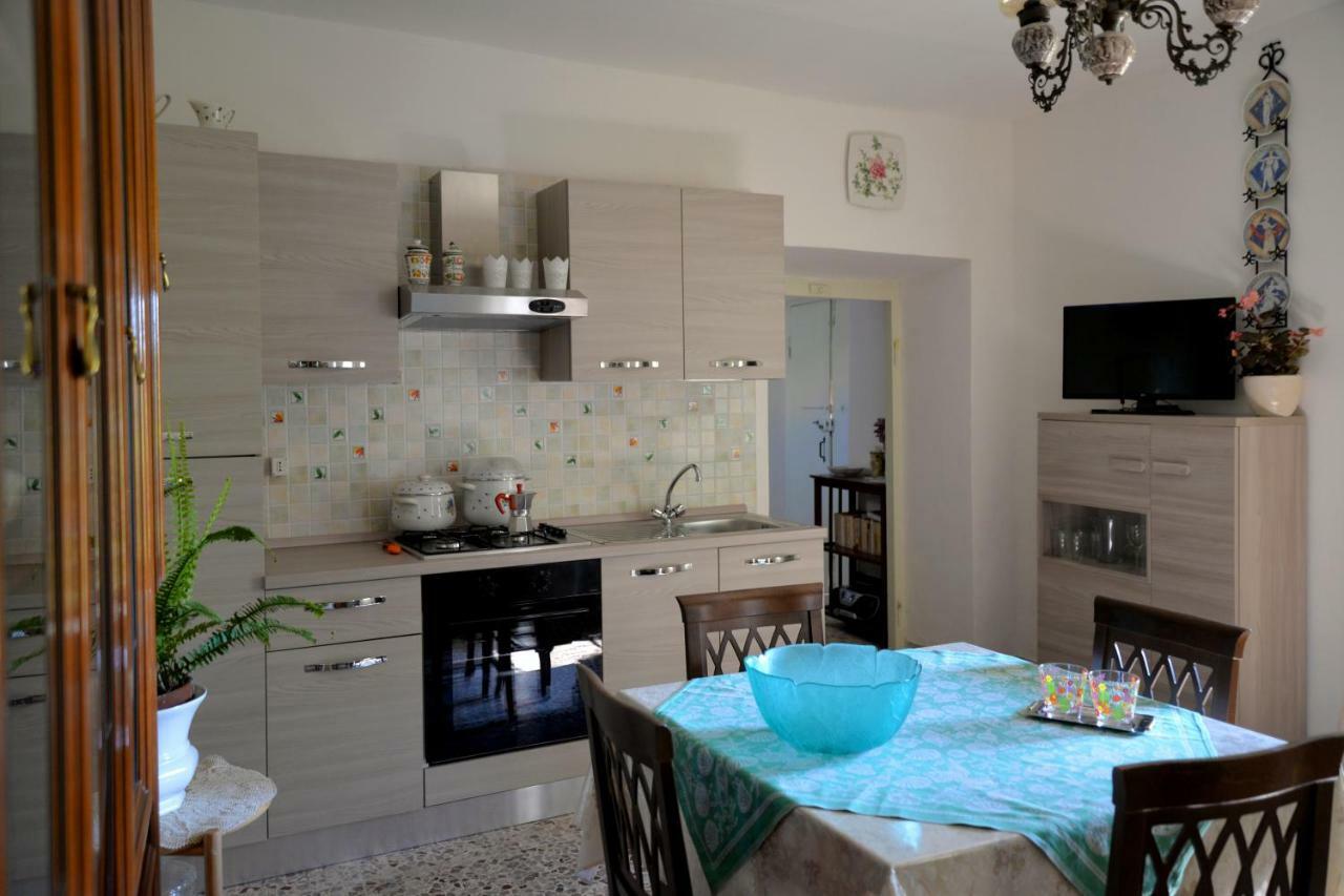 Ferienwohnung A Casa Di Carla Terracina Exterior foto
